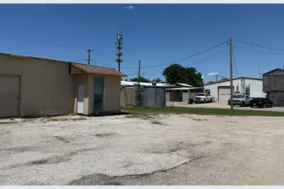 10132 Crowley Road N, Crowley, TX 76036 - Photo 18