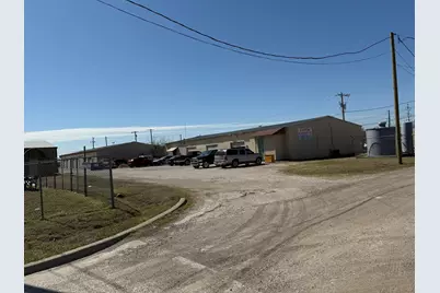 10132 Crowley Road N, Crowley, TX 76036 - Photo 12