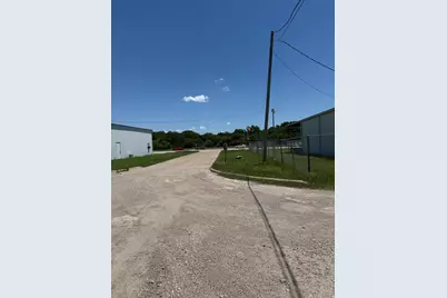 10132 Crowley Road N, Crowley, TX 76036 - Photo 20