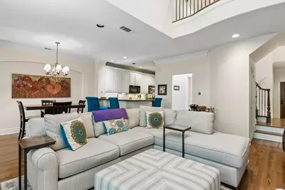 4147 Towne Green Circle, Addison, TX 75001 - Photo 8