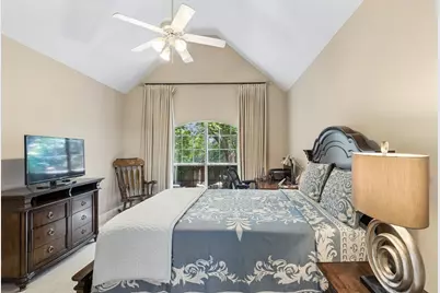 4147 Towne Green Circle, Addison, TX 75001 - Photo 18