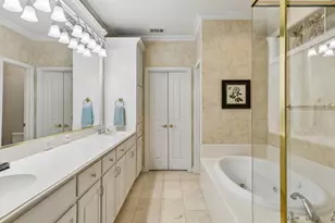 4147 Towne Green Cir, Addison, TX 75001 - Photo 20