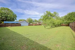 111 Songwood Dr, Weatherford, TX 76087 - Photo 22
