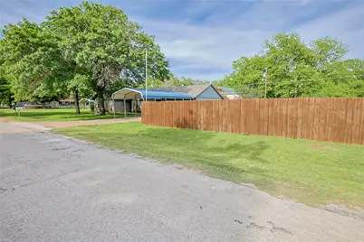 111 Songwood Drive, Weatherford, TX 76087 - Photo 2