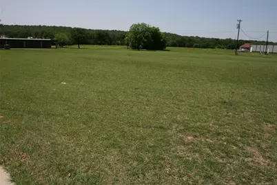 2611 W Highway 180 W, Mineral Wells, TX 76067 - Photo 2