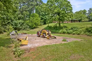 604 Kasling St, Hughes Springs, TX 75656 - Photo 32