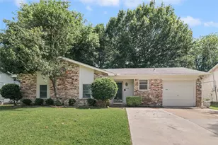 3110 Sandra Ln, Rowlett, TX 75088 - Photo 2