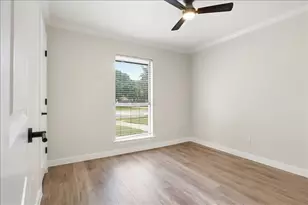 905 Timber Valley Cir, Flower Mound, TX 75028 - Photo 10