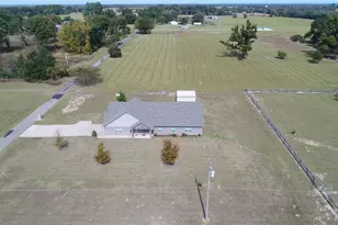 308 N Douglas, Bogata, TX 75417 - Photo 24