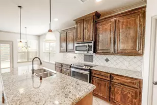 941 Lake Meadow Ln, Little Elm, TX 75068 - Photo 12