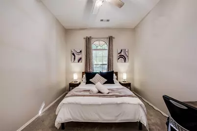 2732 Excalibur Drive, Grand Prairie, TX 75052 - Photo 26