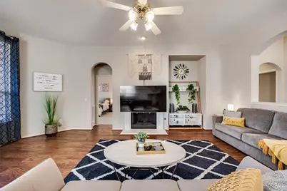 2732 Excalibur Drive, Grand Prairie, TX 75052 - Photo 14