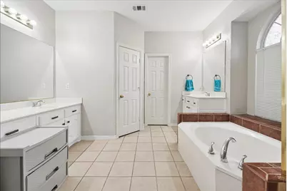 312 Foxglove Court, Grand Prairie, TX 75052 - Photo 22