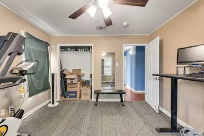 921 E Annie Street, Fort Worth, TX 76104 - Photo 18