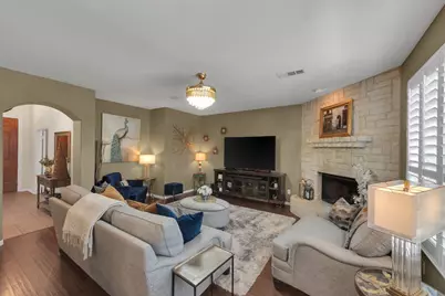 4304 Lone Oak Drive, Mansfield, TX 76063 - Photo 8