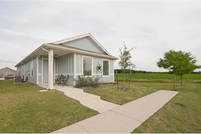 475 Whistlestop Way, Ferris, TX 75125 - Photo 2