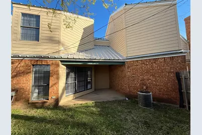 1900 W Taylor Street #2, Sherman, TX 75092 - Photo 2