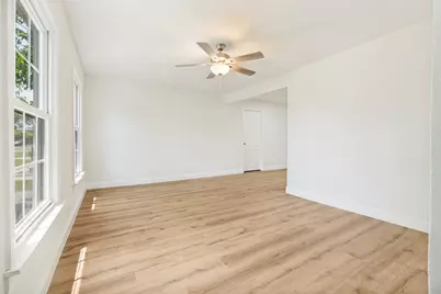 6427 Howard Avenue, Dallas, TX 75227 - Photo 4