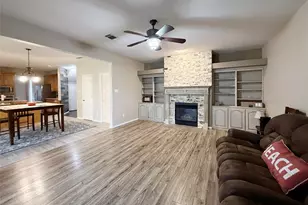 5229 St Croix Ln, Fort Worth, TX 76137 - Photo 2