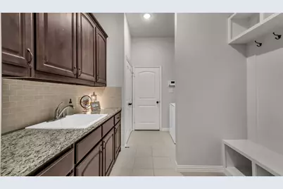 1036 Northern Oaks Court, Springtown, TX 76082 - Photo 10