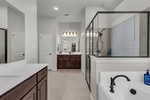 1036 Northern Oaks Ct, Springtown, TX 76082 - Photo 18