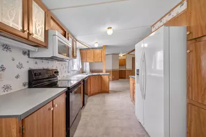 700 Kim Court, Cleburne, TX 76031 - Photo 12