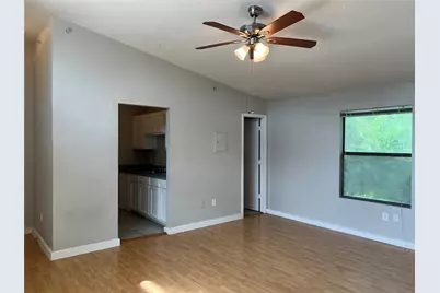 701 W Sycamore Street #303, Denton, TX 76201 - Photo 4