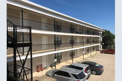701 W Sycamore Street #303, Denton, TX 76201 - Photo 12