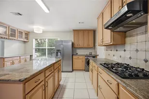 2453 Ravenhurst Dr, Plano, TX 75025 - Photo 12