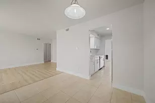 8095 Meadow Rd, Dallas, TX 75231 - Photo 10