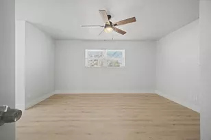 8095 Meadow Rd, Dallas, TX 75231 - Photo 16
