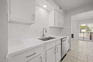 8095 Meadow Rd, Dallas, TX 75231 - Photo 12