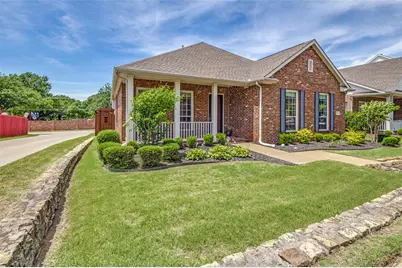 3815 Morning Dove, Carrollton, TX 75007 - Photo 2