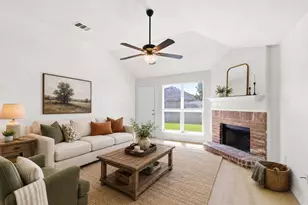 311 S Chestnut St, Forney, TX 75126 - Photo 6