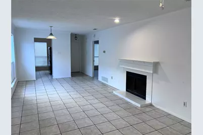2715/2717 Parkchester Drive, Arlington, TX 76015 - Photo 2