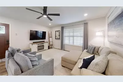 1425 Blackhawk Circle, Granbury, TX 76048 - Photo 6