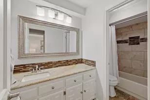 8710 Sanshire Ave, Dallas, TX 75231 - Photo 26