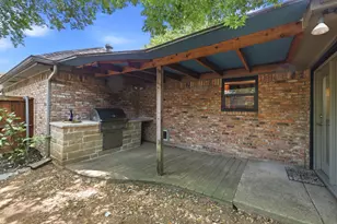8710 Sanshire Ave, Dallas, TX 75231 - Photo 28
