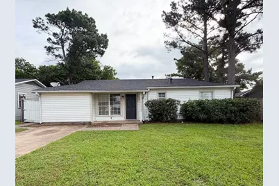 136 Highland Drive, Ennis, TX 75119 - Photo 2