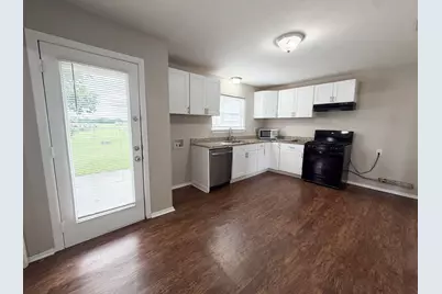 136 Highland Drive, Ennis, TX 75119 - Photo 6