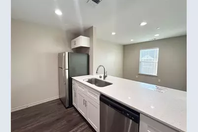 1203 S Clay Street #122, Ennis, TX 75119 - Photo 8