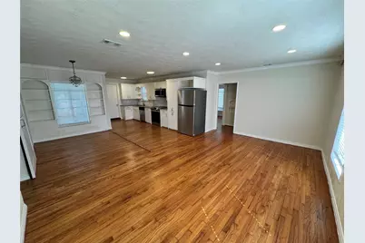 3727 Meredith Avenue, Dallas, TX 75211 - Photo 2
