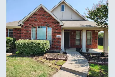 13520 Valley Mills Drive, Frisco, TX 75033 - Photo 1