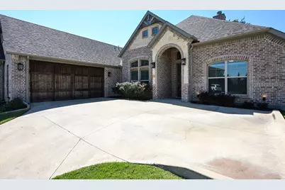 149 Fairweather Drive, Burleson, TX 76028 - Photo 4