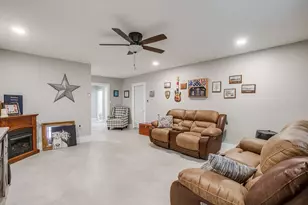 8140 Lavender Rd, Springtown, TX 76082 - Photo 26
