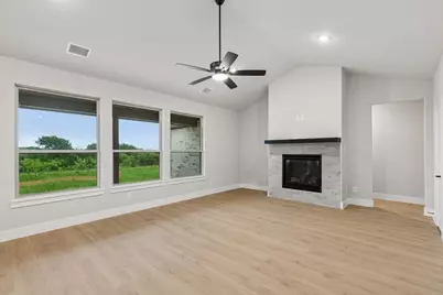411 Wagon Trail, Waxahachie, TX 75165 - Photo 4