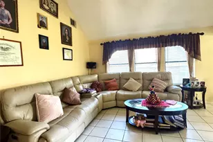 3513 Montreal Dr, Plano, TX 75023 - Photo 2