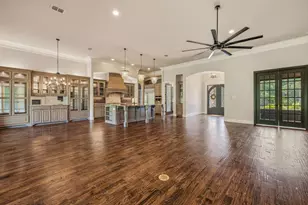 9503 Bellechase Rd, Granbury, TX 76049 - Photo 4