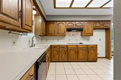 10501 Oak Creek Drive, Greenville, TX 75402 - Photo 14