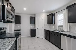 914 Decker Dr, Fate, TX 75189 - Photo 4